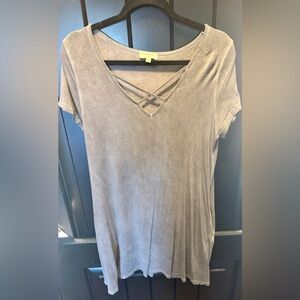 Umgee Charcoal Short Sleeve Tunic with Criss-Cross Detail